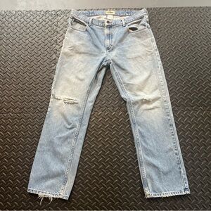 L.L. Bean Mens Standard Fit Jeans 36 X 32 item ID 296551 100% cotton